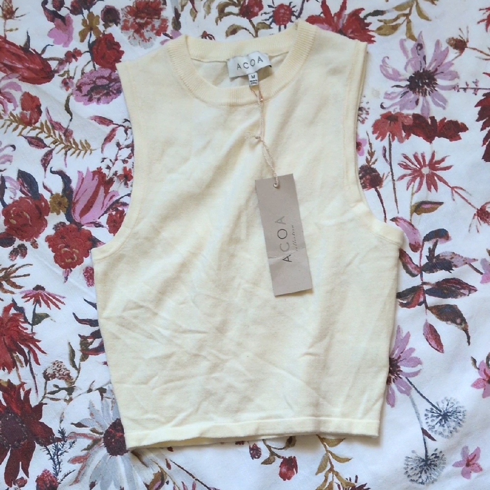 Cream Crop Sleeveless Muscle Tee